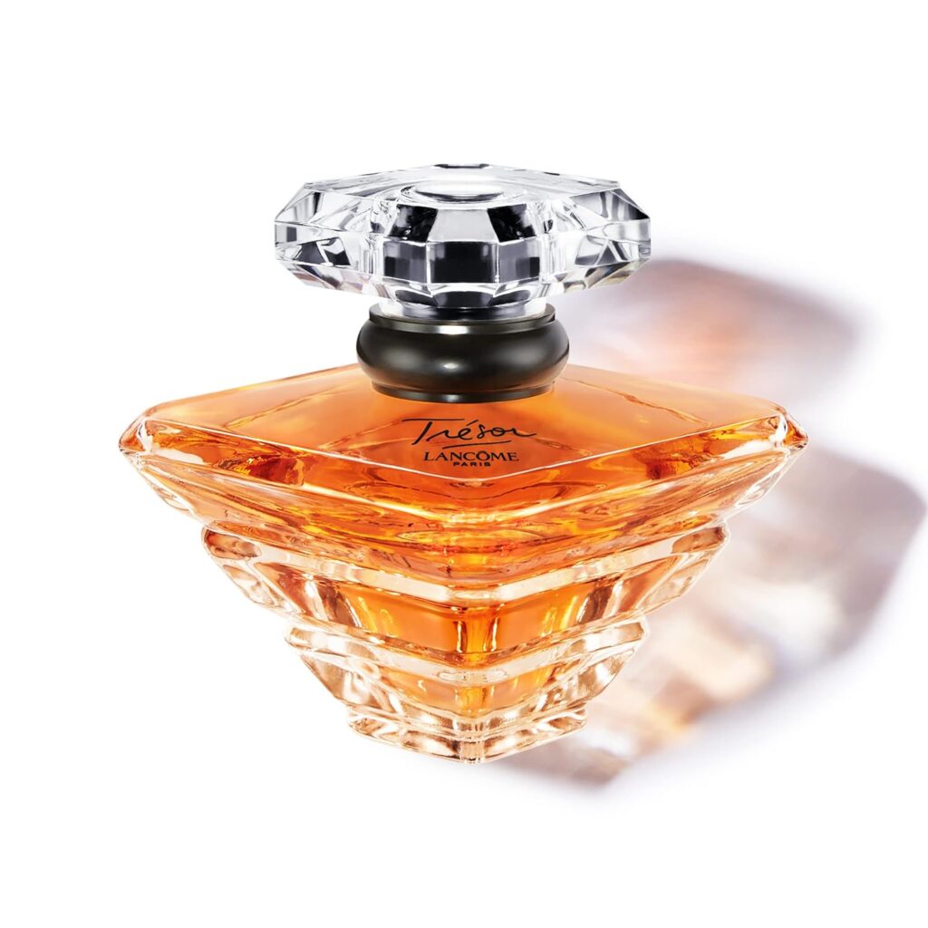 Lancôme Trésor Eau de Parfum - Long Lasting Fragrance with Notes of Rose, Lilac, Peach  Apricot Blossom - Elegant  Romantic Womens Perfume